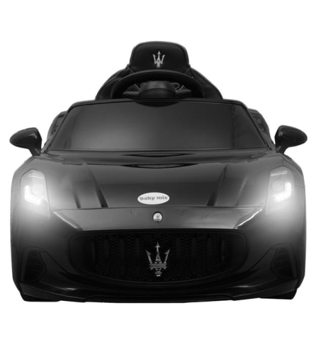 Maserati GranTurismo czarny 2.jpg