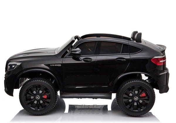Mercedes Benz G63 AMG black-3.jpg