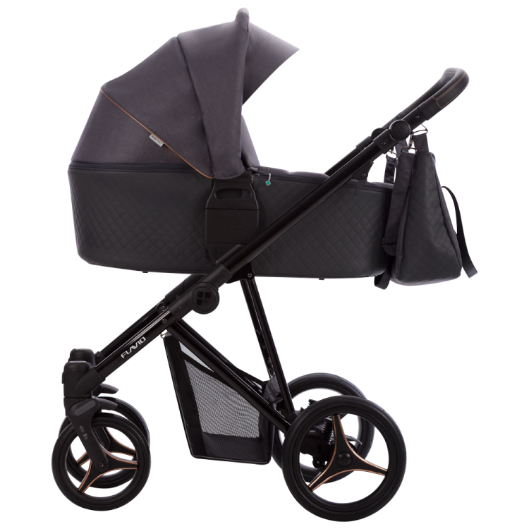 Bebetto Flavio Gloss 03_g1.png